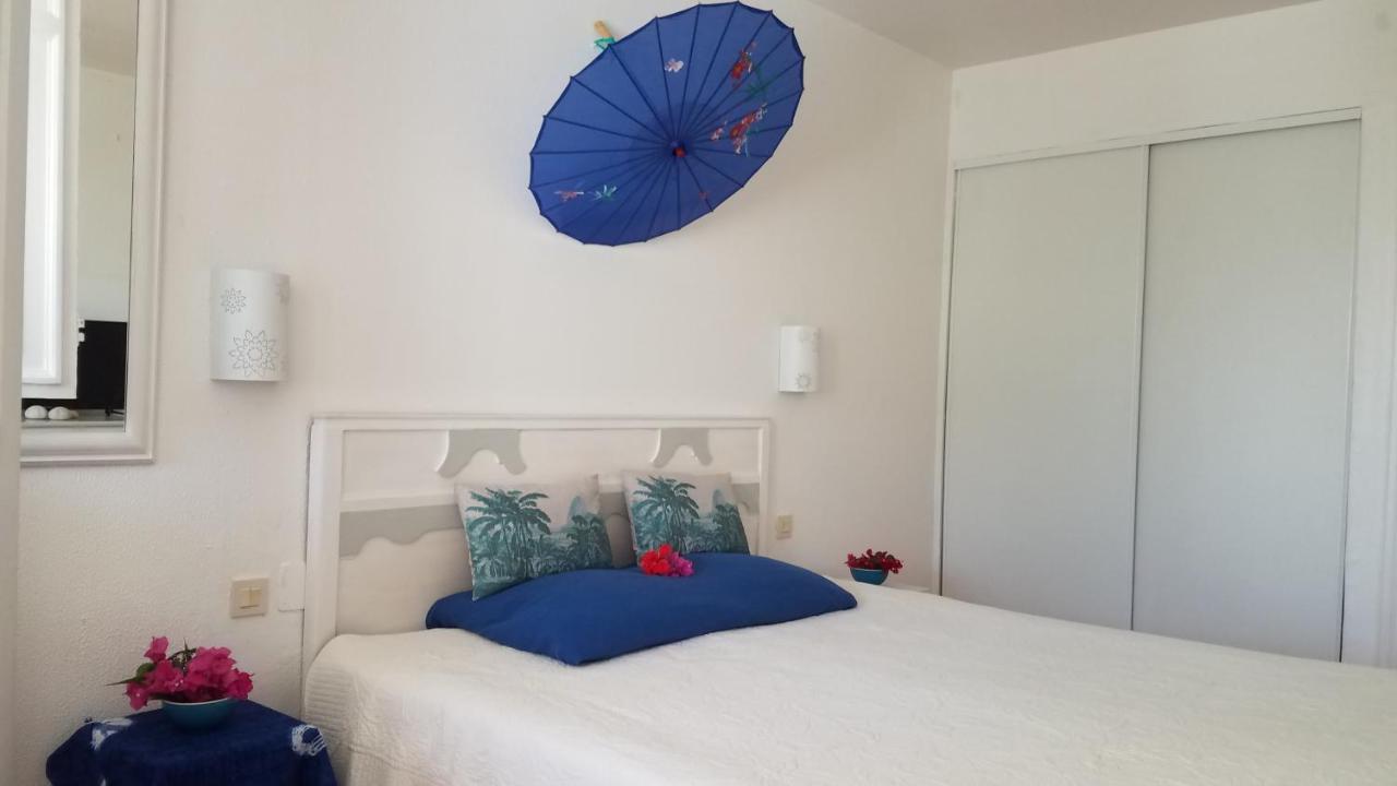 Appartement Rez-De-Chaussee De Villa A 1 Minute De La Plage Сен-Франсуа Экстерьер фото