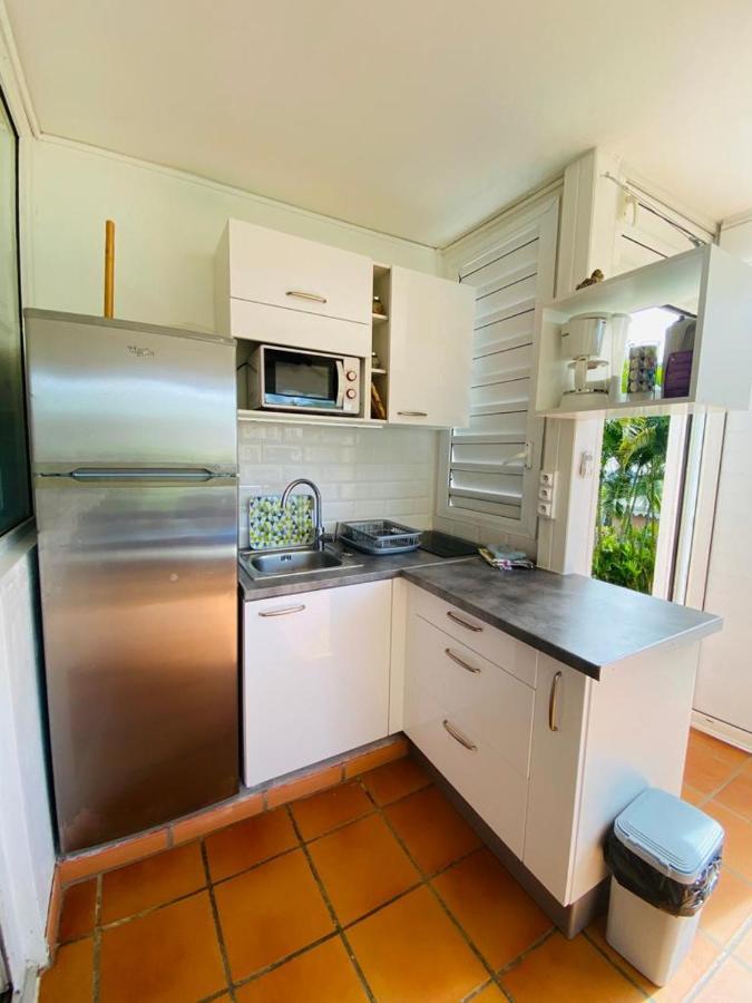 Appartement Rez-De-Chaussee De Villa A 1 Minute De La Plage Сен-Франсуа Экстерьер фото