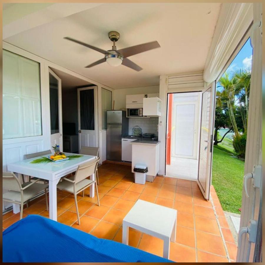 Appartement Rez-De-Chaussee De Villa A 1 Minute De La Plage Сен-Франсуа Экстерьер фото